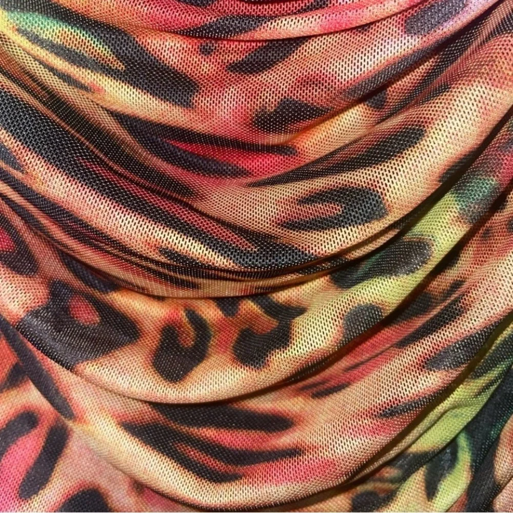 🖤🌺🐆🖤 NWT Leopard Print Ruched Bodycon Dress-Size Medium - Picture 5 of 6